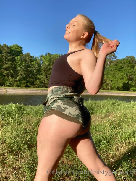 巨乳クーガーオンリーファンズ 無料xxx 写真