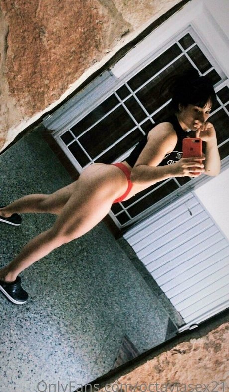 octaviasex21 ポルノスター 素敵 写真