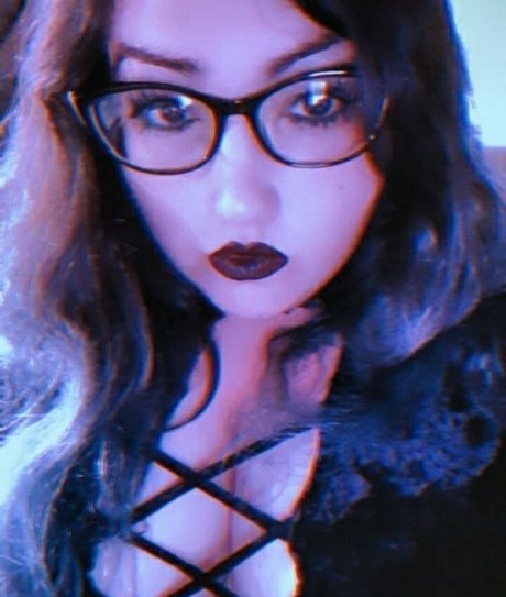 spacevvitch666 かわいいモデル 写真