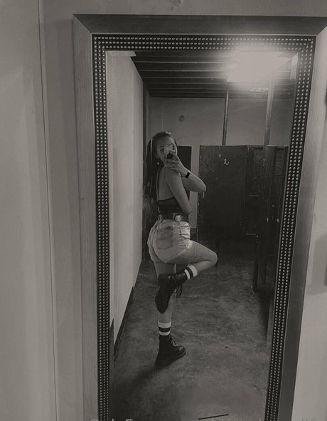 フェラチオ 射精 オンリーファンズ アート裸 写真