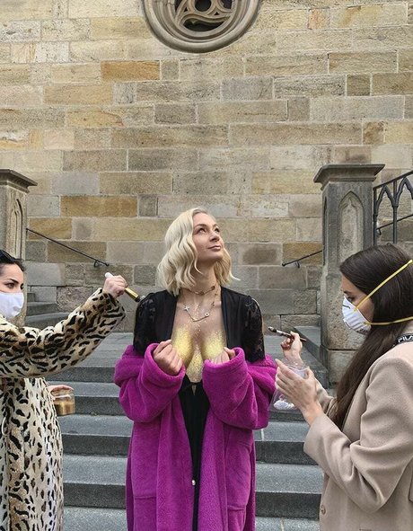 Barbora Mottlova 完璧なスター アーカイブ