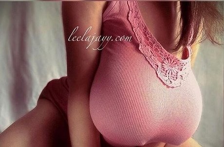 ホットなティーンオンリーファン セクシー裸 写真