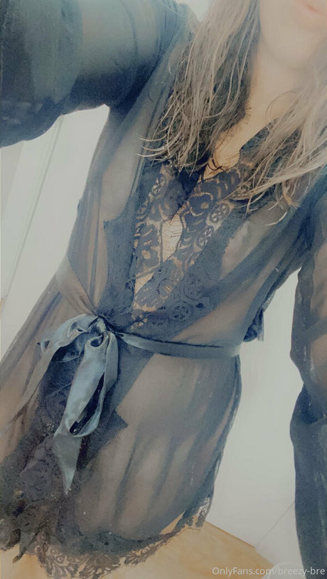 breezy bre セクシーなポルノスター 画像