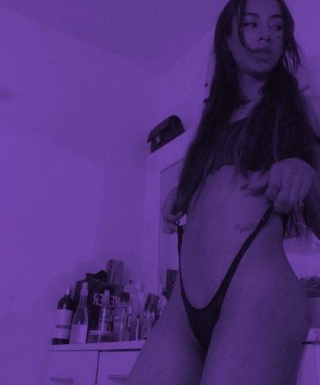 Karoll Valencia ポルノスター ギャラリー