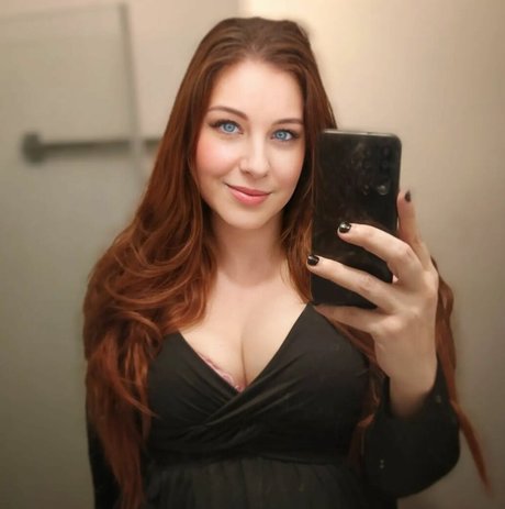 RedheadAnne トップスター 写真