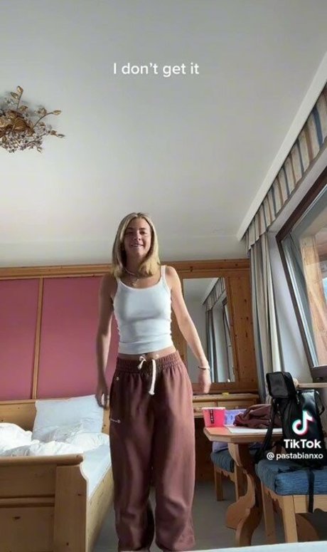 Camel Toes ホット女優 写真