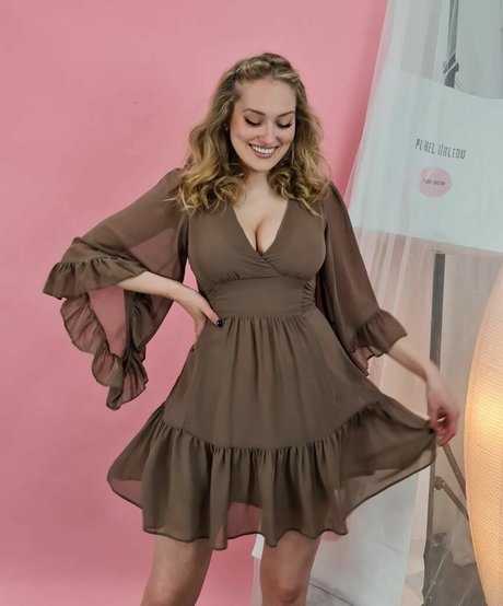 evasindlerova セクシーなポルノスター 写真