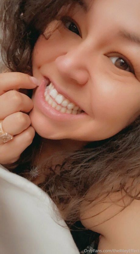 セクスティング無料オンリーファンズ 美しいポルノ 写真