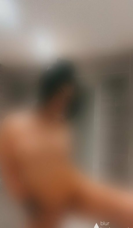巨乳の熟女オンリーファンズ 無料 写真