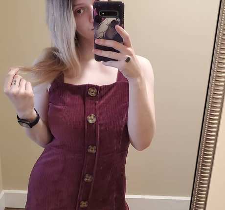 巨乳ゴスオンリーファンズ ホットポルノ 写真