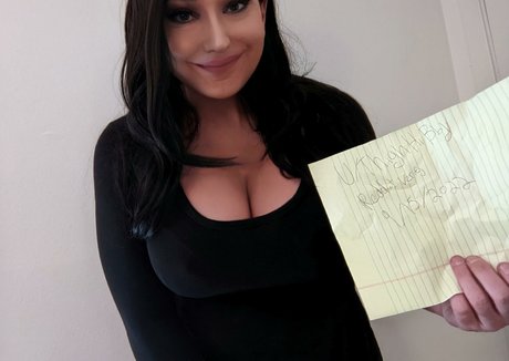 ThighHiBby HDモデル 写真