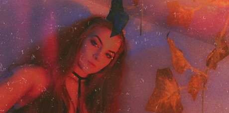 裸の写真 オンリーファンズ エロチック 写真