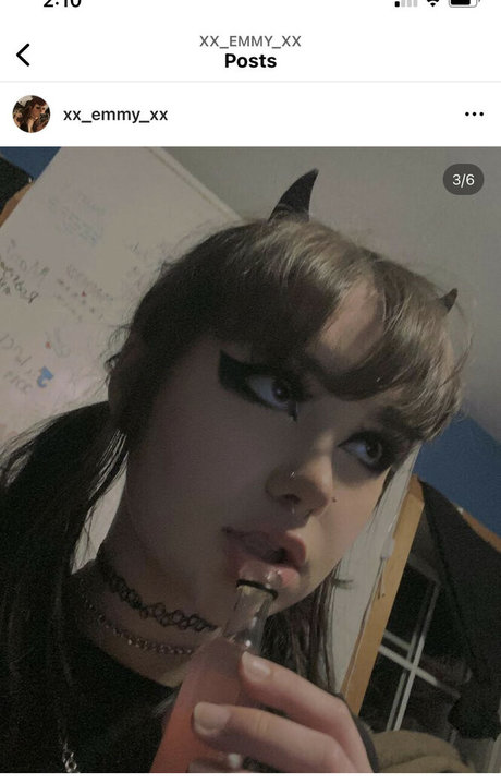 xxgothbimboxx ポルノモデル 画像