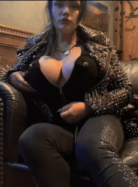 nataliakovalevafbb ポルノスター 裸 写真