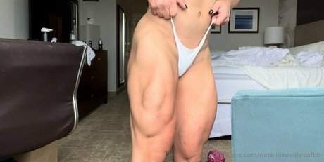 nataliakovalevafbb セックスモデル 写真