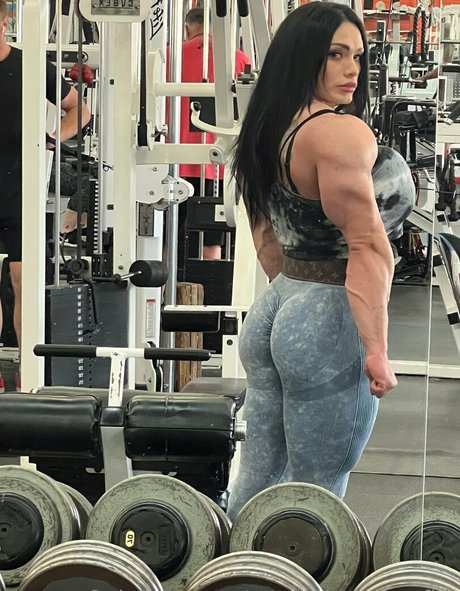 nataliakovalevafbb トップポルノスター 画像