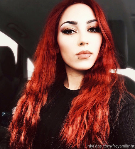 freyanillinht ポルノスター エロティック 写真