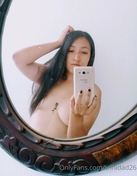trinidad26 アダルトスター 写真