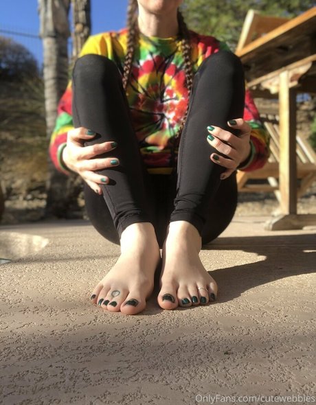 ポルノスターオンリーファンズ ポルノ 画像