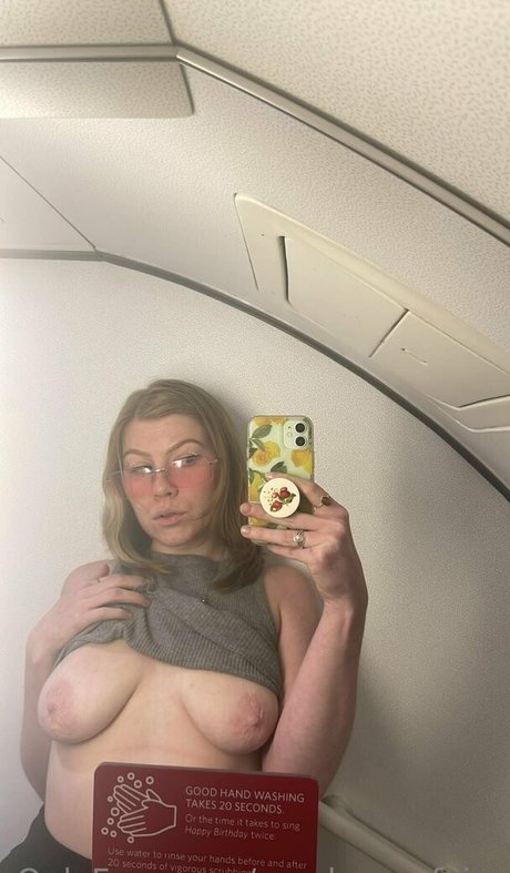 raspberry fairy ポルノモデル 写真