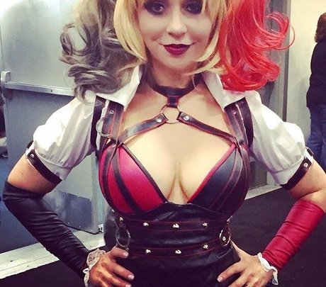 Tara Strong 女優 アーカイブ