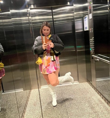 フェイシャルオンリーファンズ 無料ポルノ 写真