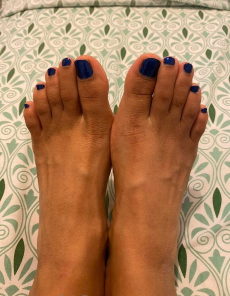 queenaleskafeet エロティックなスター 写真