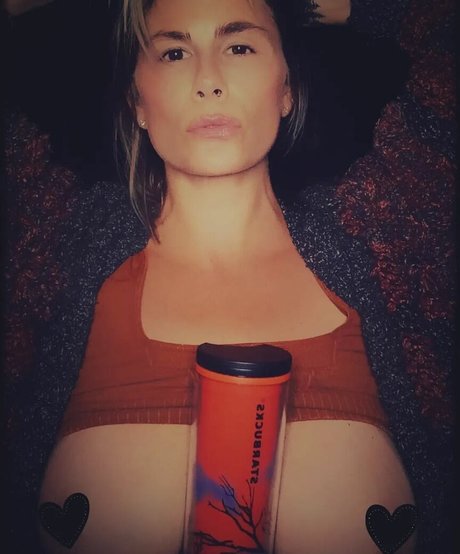 Sayrah Jay スター 裸 画像