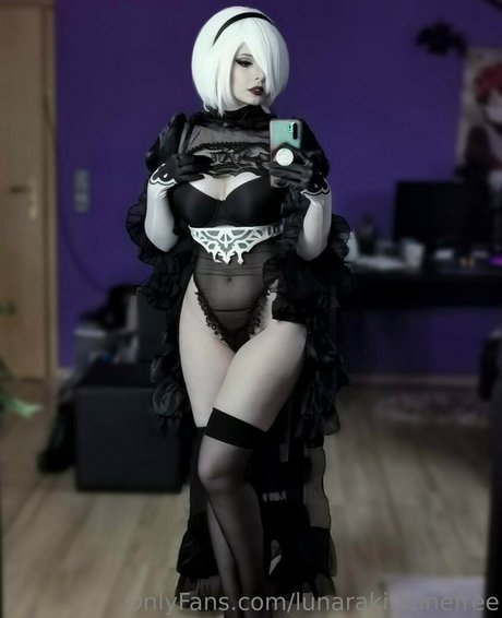 lunarakitsunefree エロティックなスター 写真