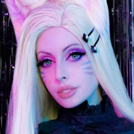 lunarakitsunefree top profile image