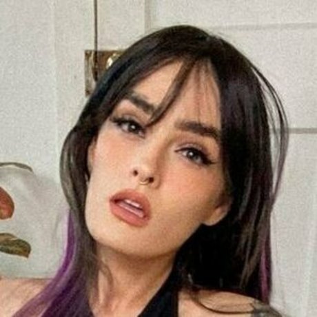 Littlehollybeth 無料女優 アーカイブ