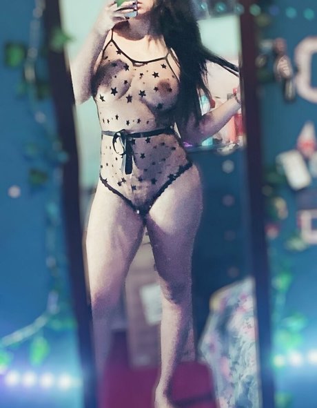 taylorhenriesvip スター ヌード 写真