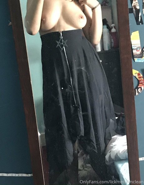 マッサージオンリーファンズ ヌード 写真