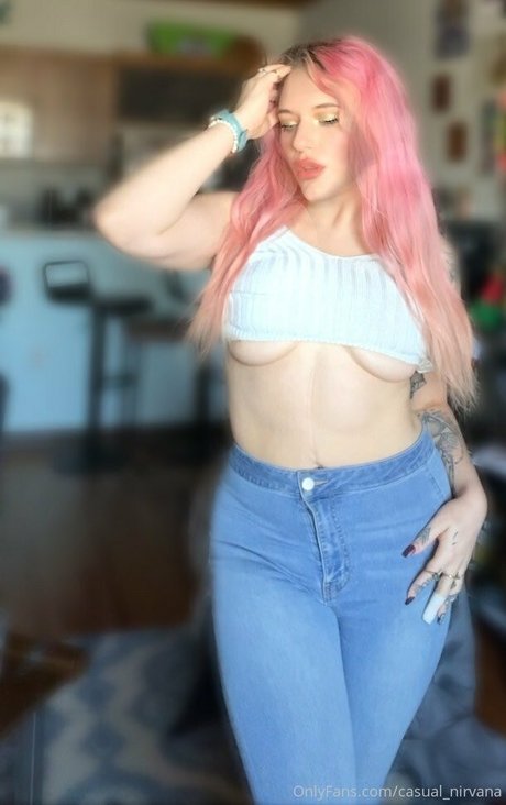 nastynirvanaa 美しいポルノスター 写真