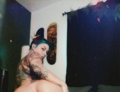 フェイシャルオンリーファンズ 無料セックス 写真