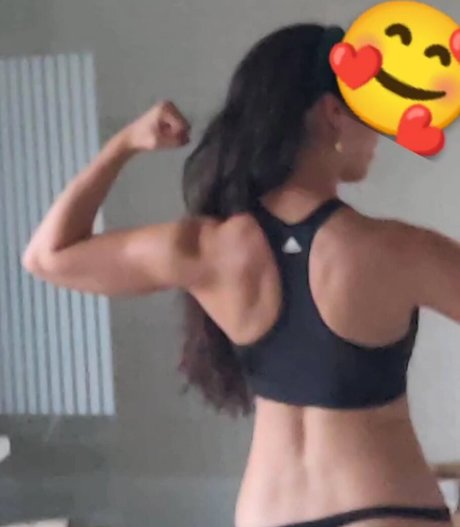 Charlie Danger スター ヌード 画像