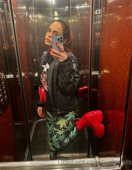 アジア人マッサージ オンリーファンズ 裸 ギャラリー