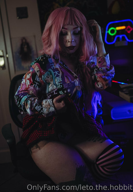 ブラックマジックオンリーファンズ ホットセクシー 画像