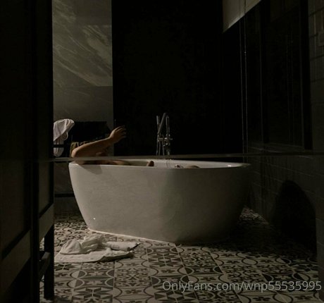 wnp55535995 ヌードモデル 写真