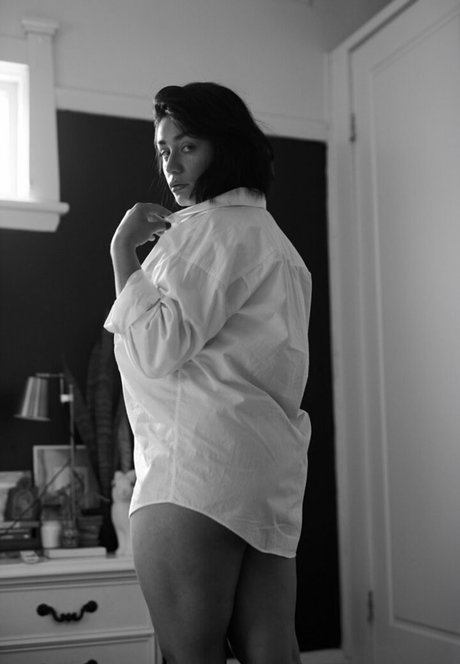 Paige Mary Grace セックスモデル 写真