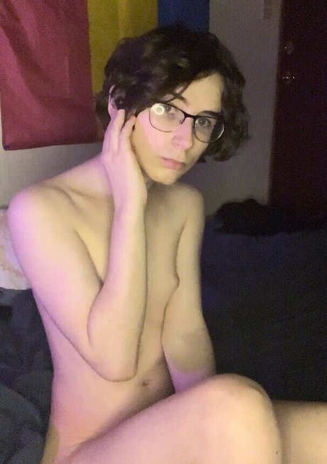 Bellafwee ホットなポルノスター 写真