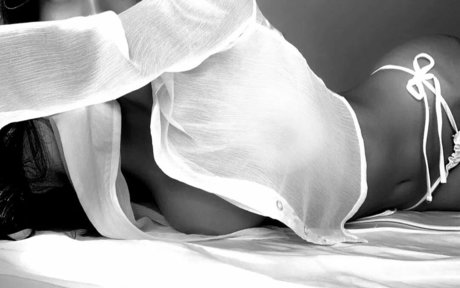 Miss Caffeine アートモデル 写真