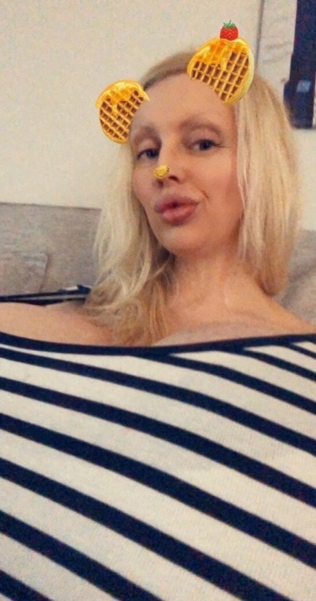 beshinedotcom アダルトモデル 写真