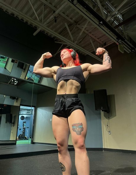 fitbycharlotte profile image