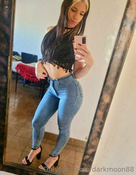 darkmoon88 裸のスター 画像