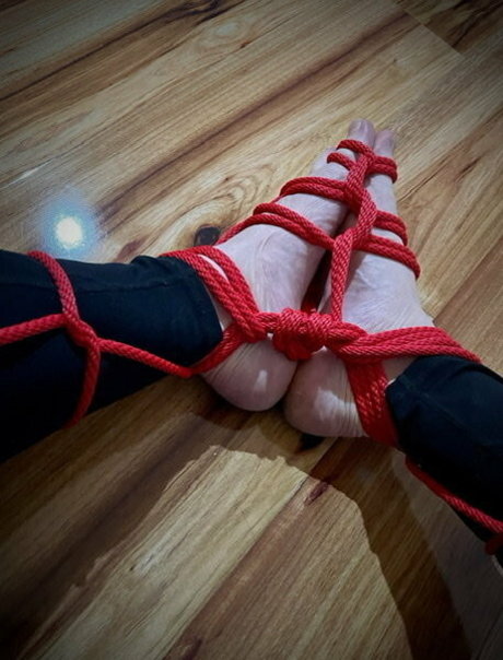 男性ストレートオンリーファンズ ホット裸 ギャラリー