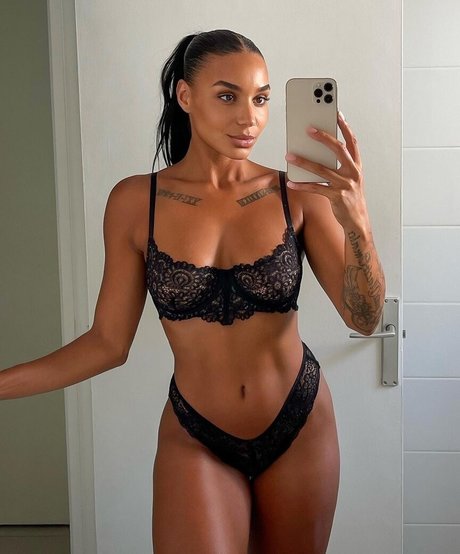 rayaadesouza 高品質スター 画像