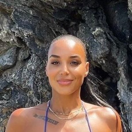 rayaadesouza アートモデル 画像