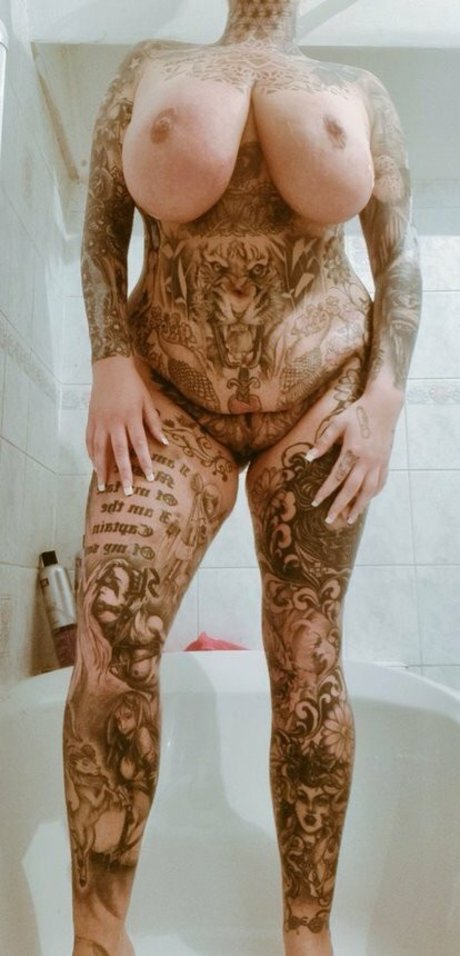 Katherine Masterman セックスモデル 写真