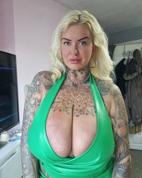 Katherine Masterman トップポルノスター ギャラリー